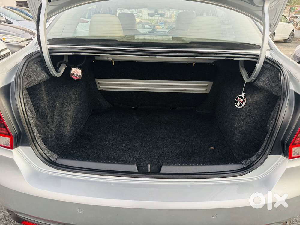 Volkswagen Vento 1.6 Highline, 2020, Petrol