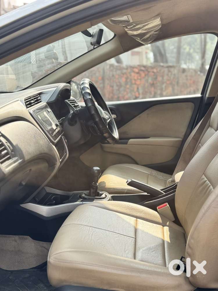 Honda City I-vtec V, 2017, Petrol