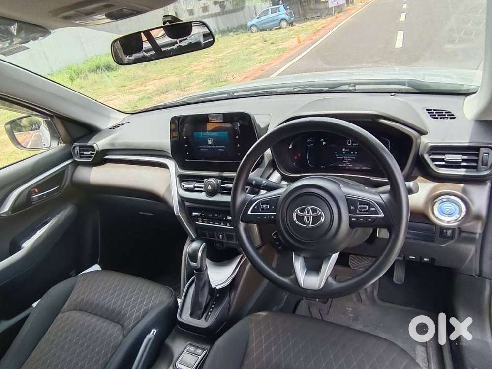 Toyota Urban Cruiser Hyryder 1.5 S Hybrid, 2025, Petrol