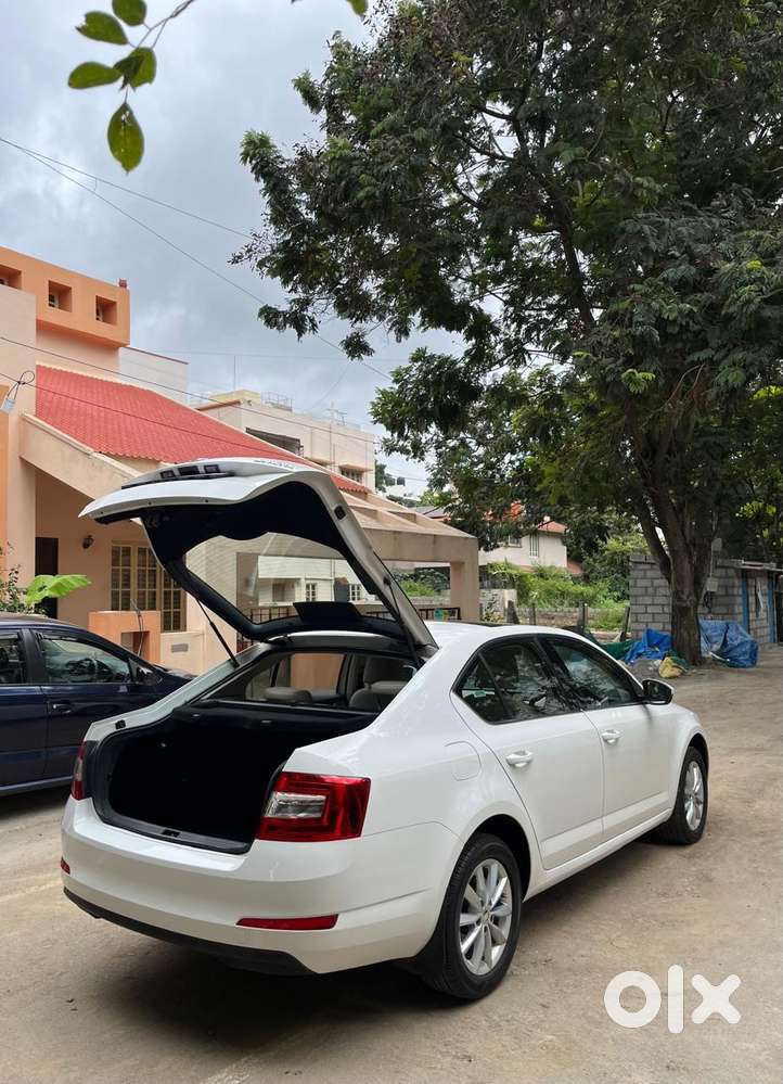 Skoda Octavia 2.0 Elegance Tdi Cr At, 2015, Diesel