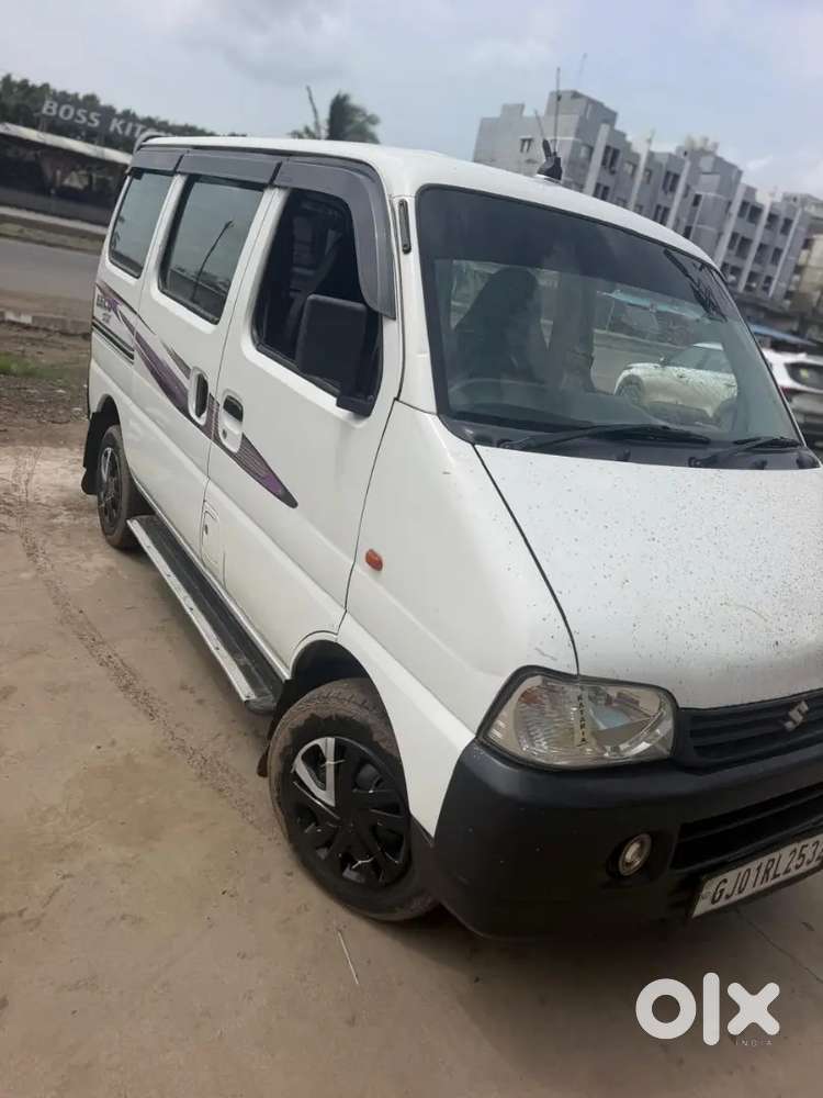 Maruti Suzuki Eeco 2015