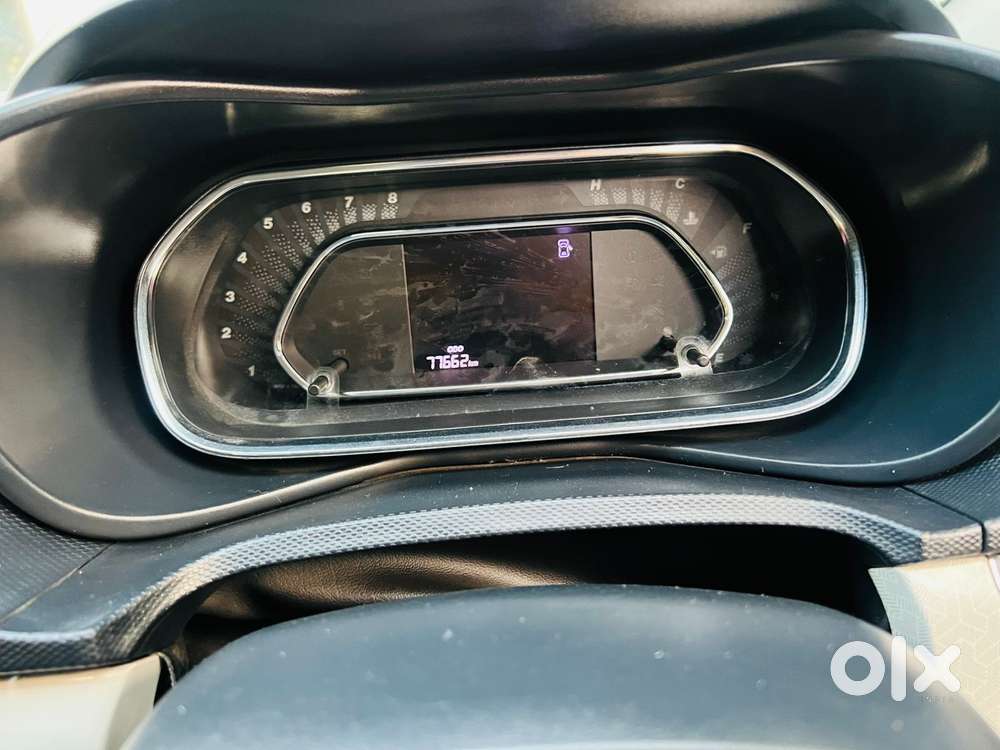 Tata Nexon 1.5 Revotorq Xz Plus Dual Tone, 2021, Petrol