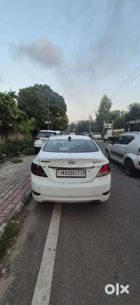 2013 Hyundai Verna Diesel Manual 98000 Km