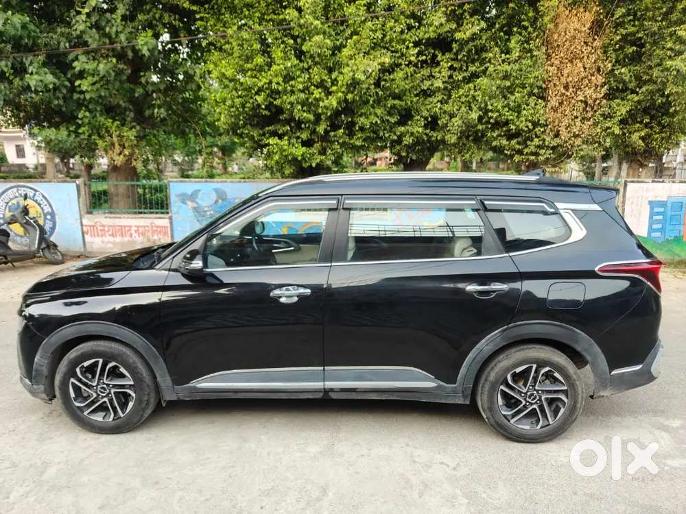 Dec 2022 Model Kia Carens Top Model Sunroof Push Buttan Diesal