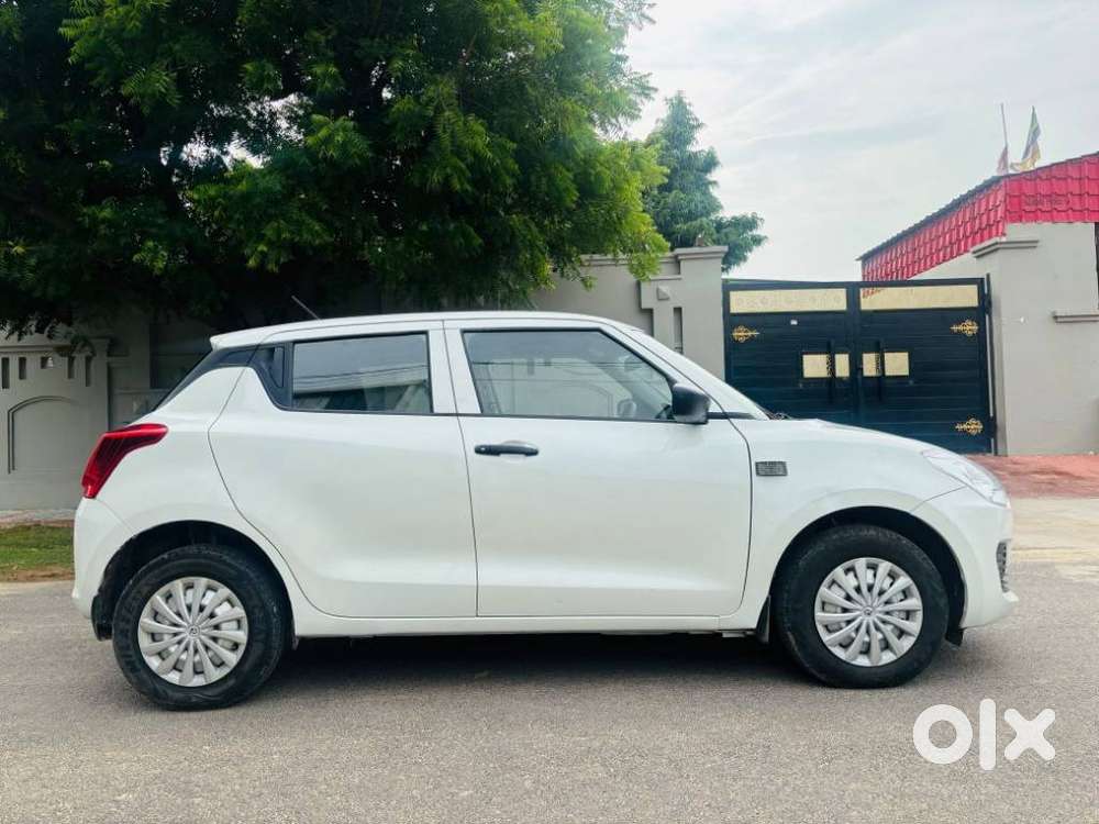 Maruti Suzuki Swift Lxi Option, 2023, Petrol