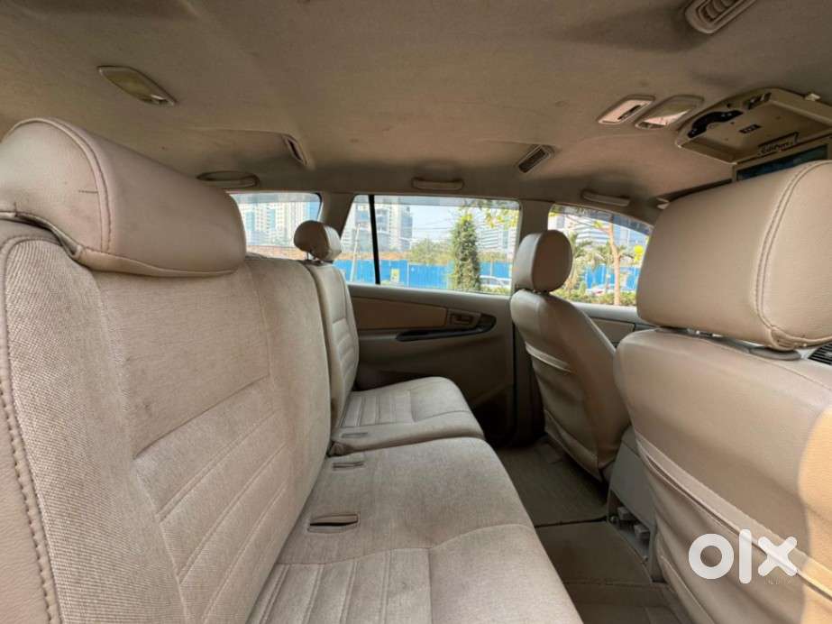 Toyota Innova 2.5 G (diesel) 8 Seater, 2013, Diesel