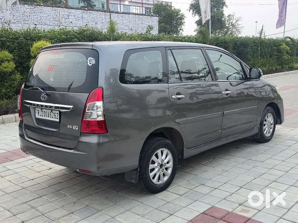 Toyota Innova Vx 2014
