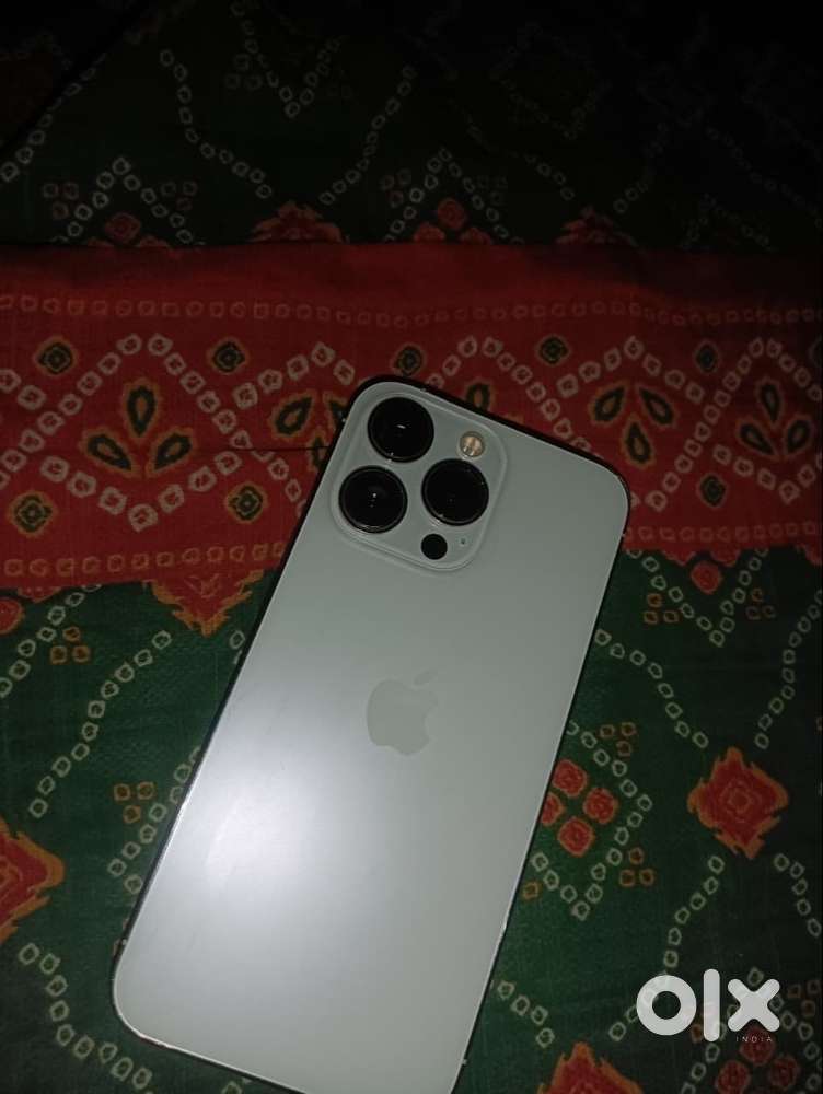 iPhone 13 pro silver all original and genuine need urgent money