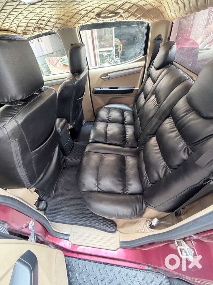 Isuzu D-max V-cross July 2018