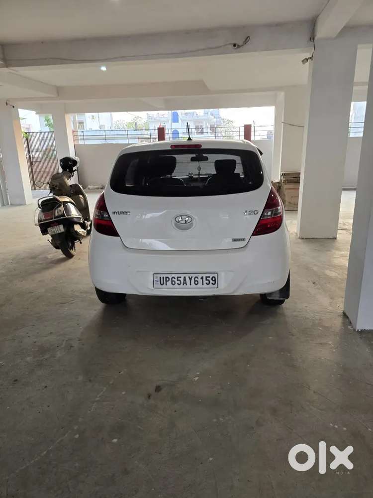 Hyundai I20 Sportz Petrol 2011