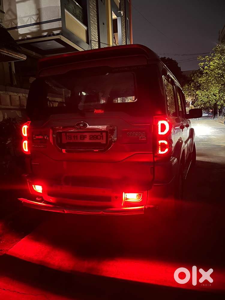 Mahindra Scorpio S10 Automatic Top End Diesel 2016