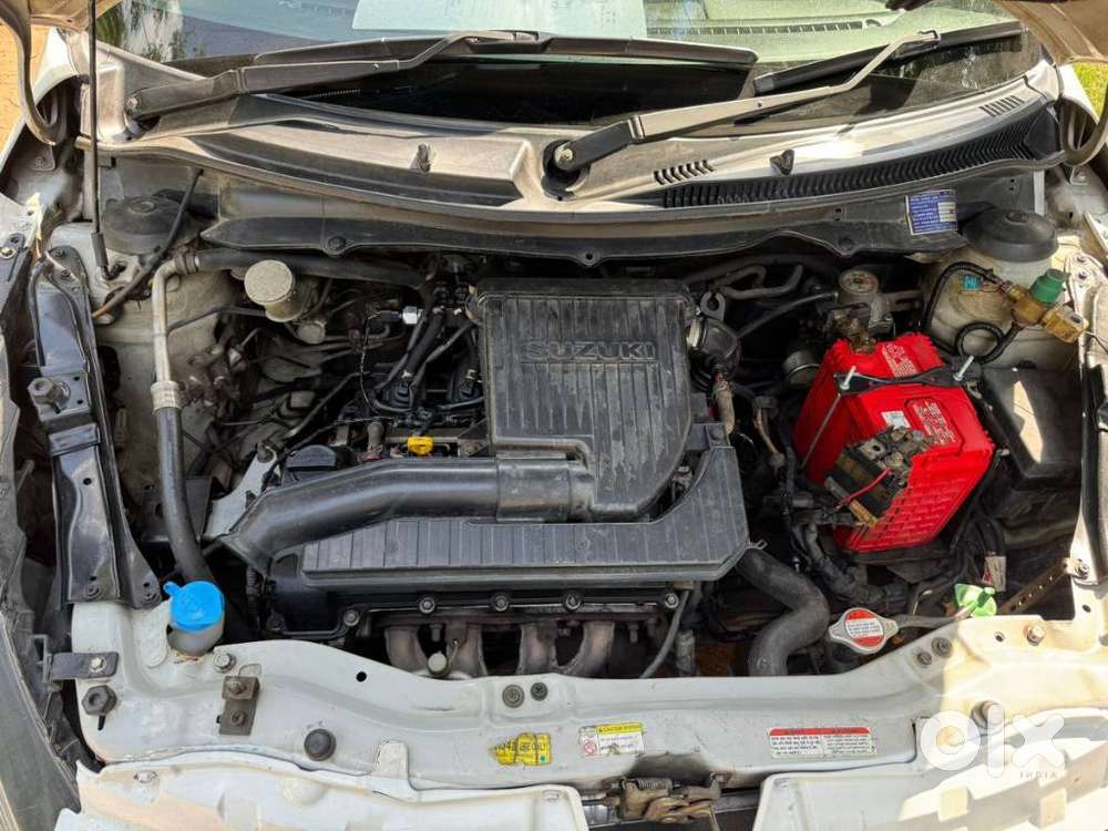 Maruti Suzuki Swift Vxi 1.2 Abs Bs-iv, 2016, Cng & Hybrids