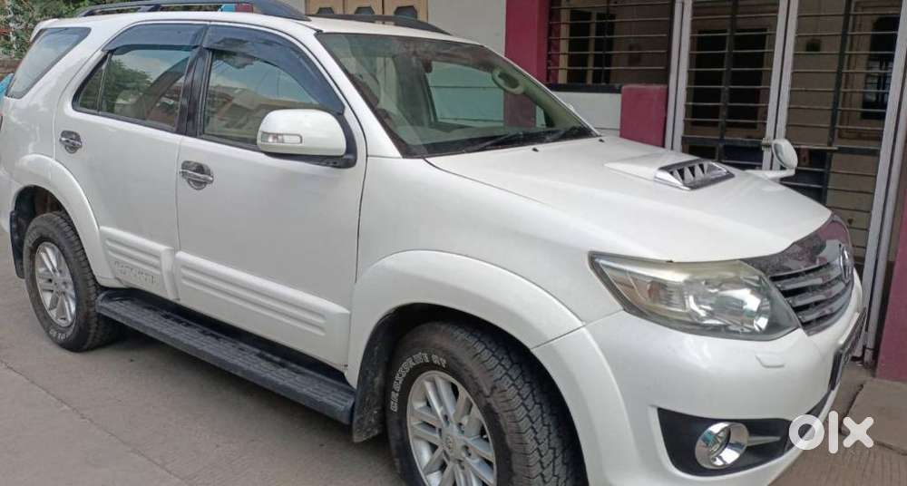 Toyota Fortuner 3.0 4x2 Mt, 2012, Diesel