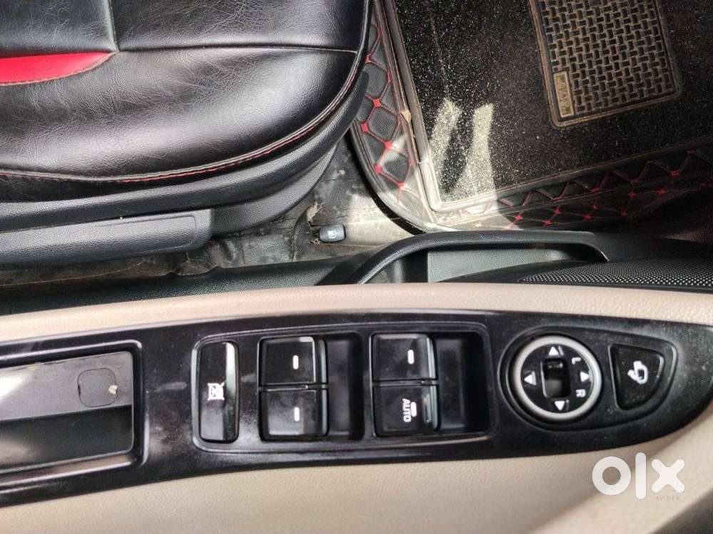 Hyundai I20 Petrol Asta Option, 2019, Petrol