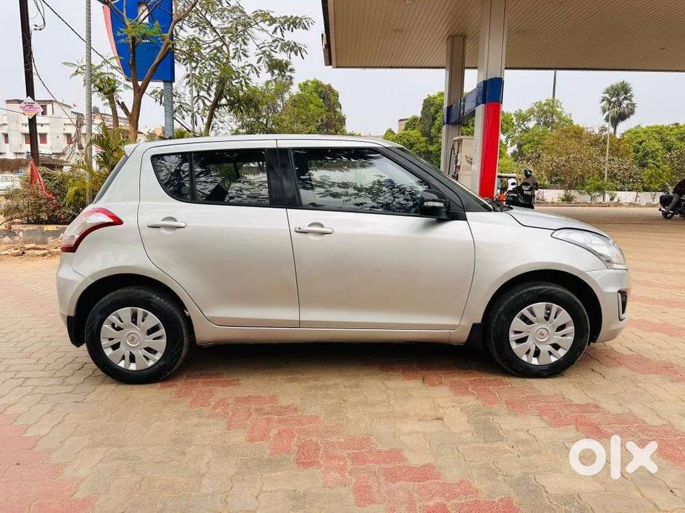 Maruti Suzuki Swift Vxi, 2017, Petrol