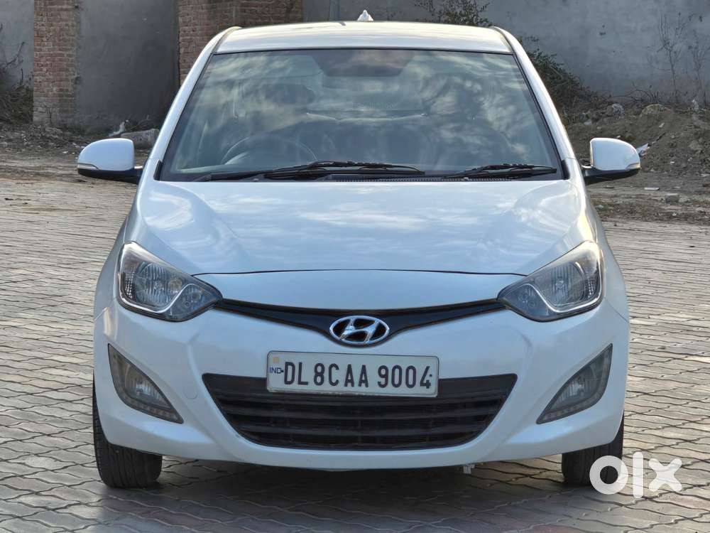 Hyundai I20 Sportz 1.2 Vtvt, 2013, Petrol