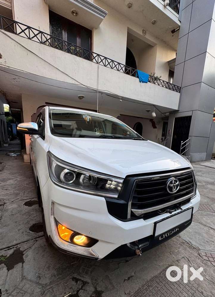 Toyota Innova Crysta 2024 Diesel 30000 Km Driven