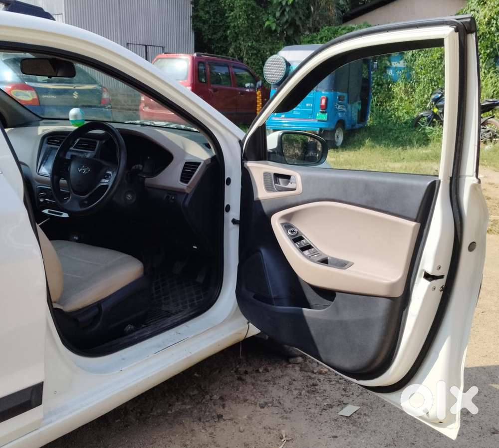 Hyundai I20 Petrol Spotz, 2017
