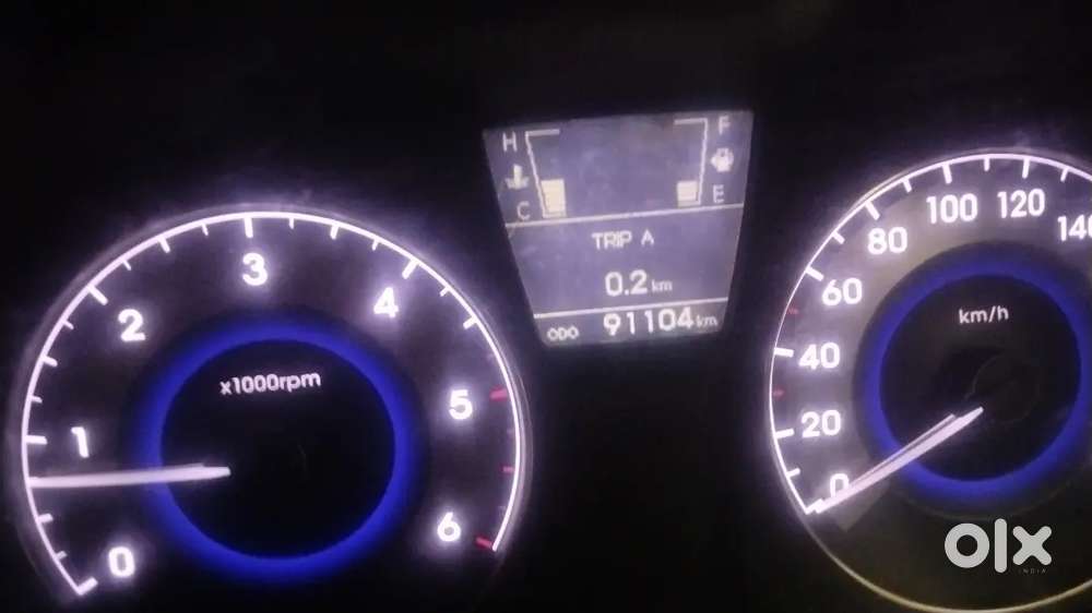 Hyundai Verna Sx Crdi 2014.   Urgent Sell