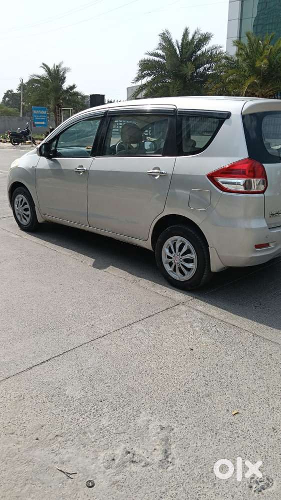 Maruti Suzuki Ertiga 2012-2015 Zxi, 2012, Cng & Hybrids