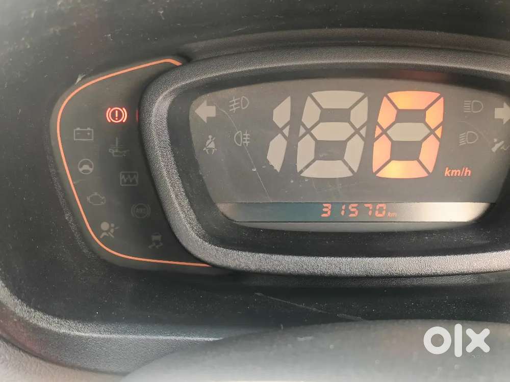 Renault Kwid 2017 Petrol Well Maintained