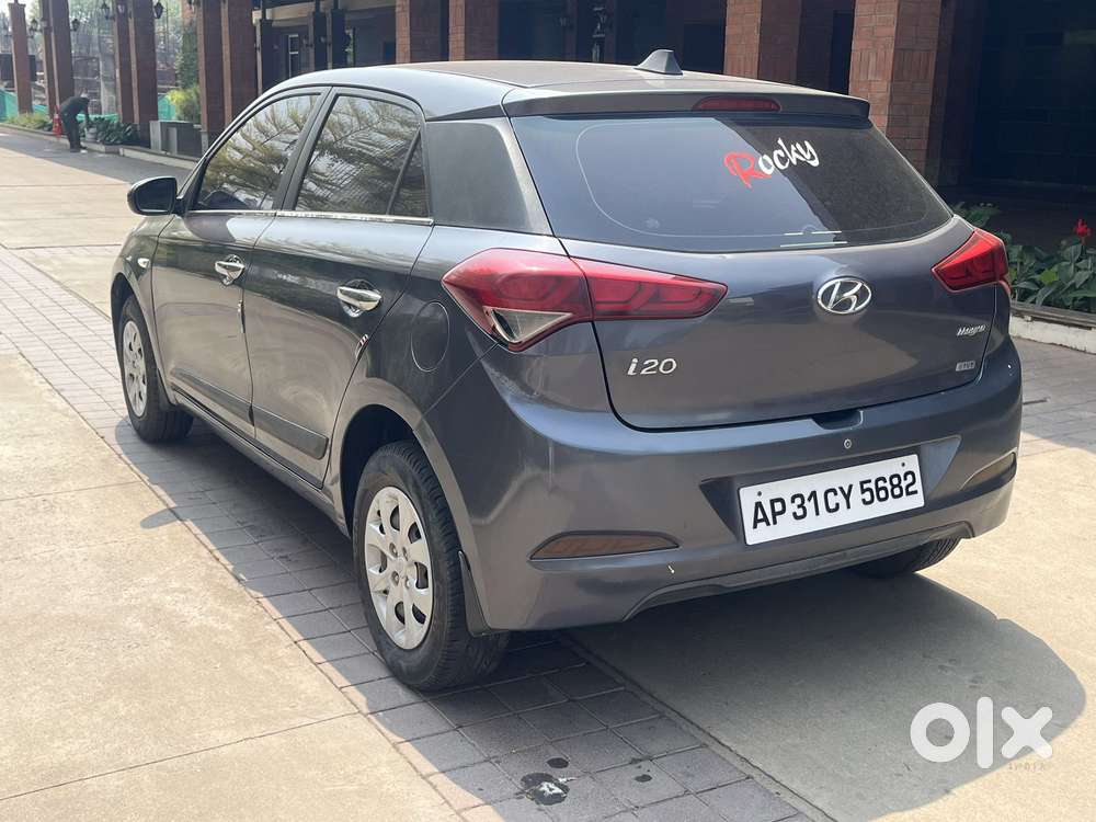 Hyundai I20 Magna 1.2 Vtvt, 2015, Petrol