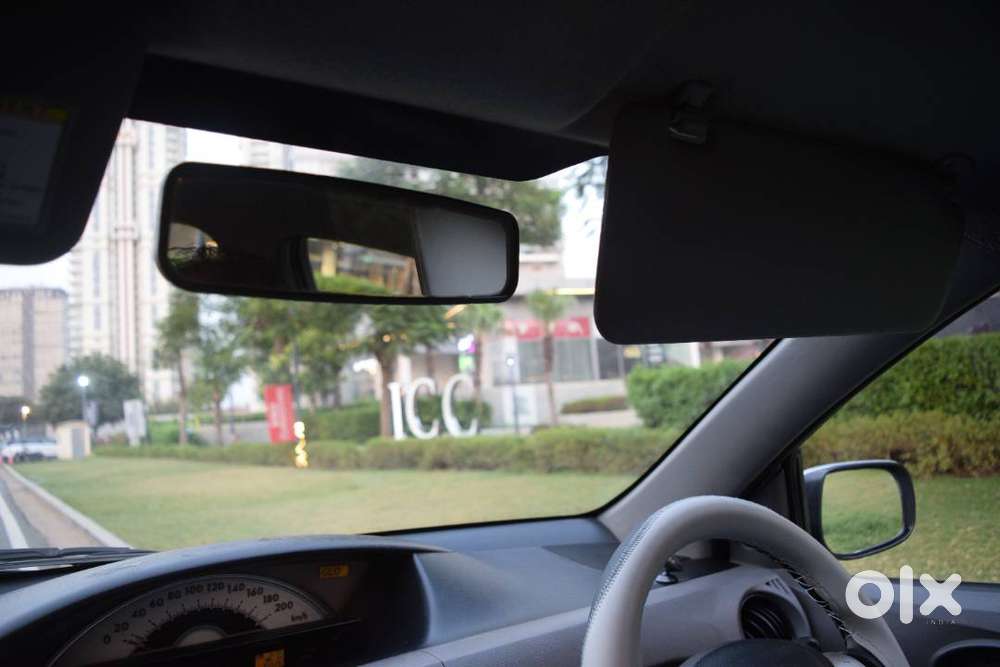 Toyota Etios Eh-gs Serene Bluish Silver