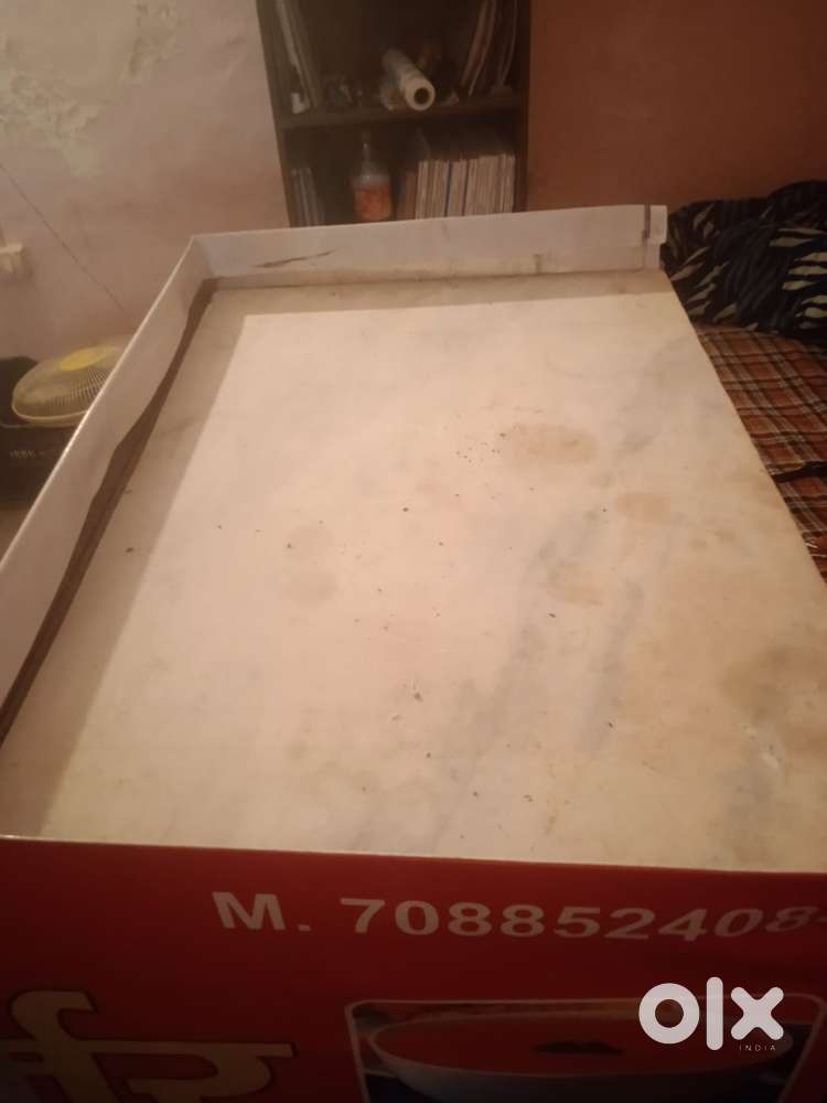 Food counter