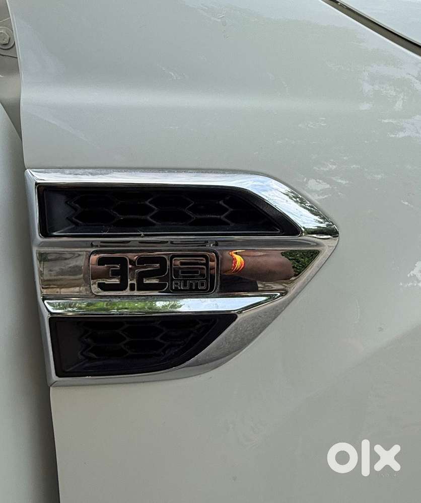 Ford Endeavour 3.2 Titanium 4x4 At, 2017, Diesel