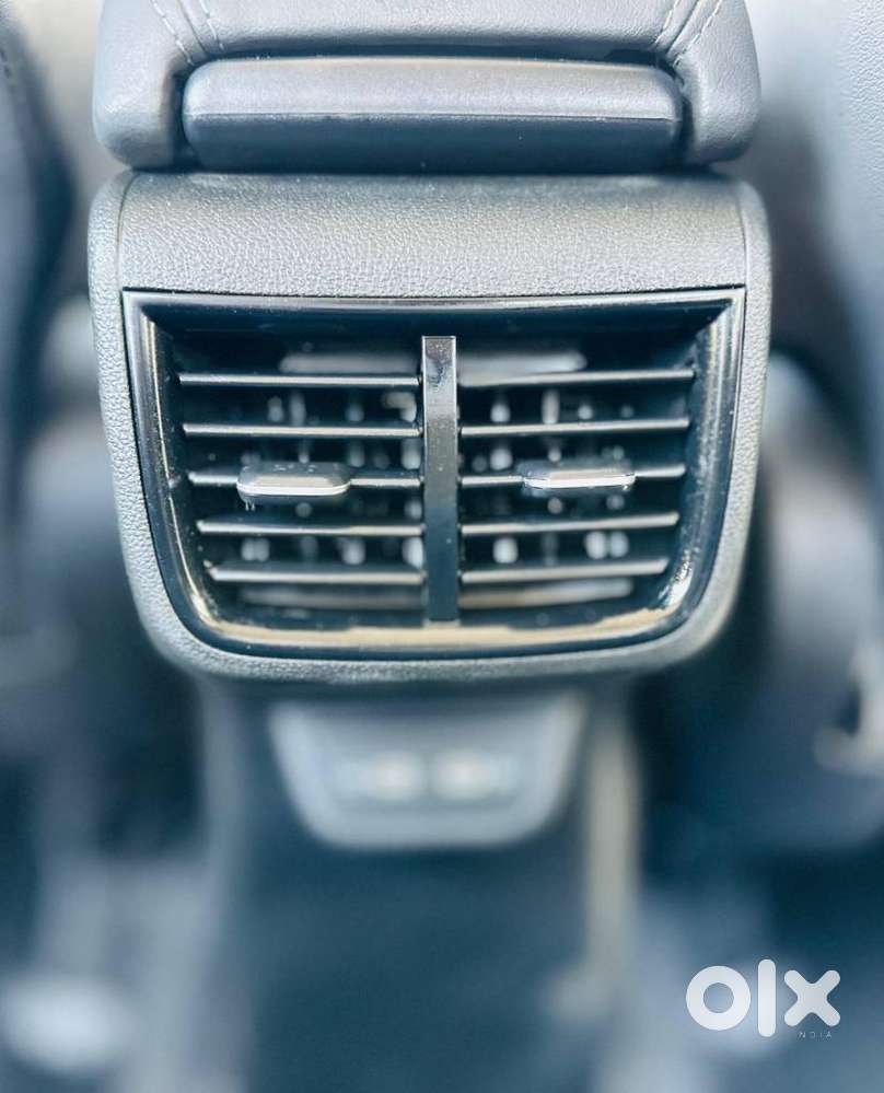 Volkswagen Virtus 1.0 Topline Tsi At, 2024, Petrol