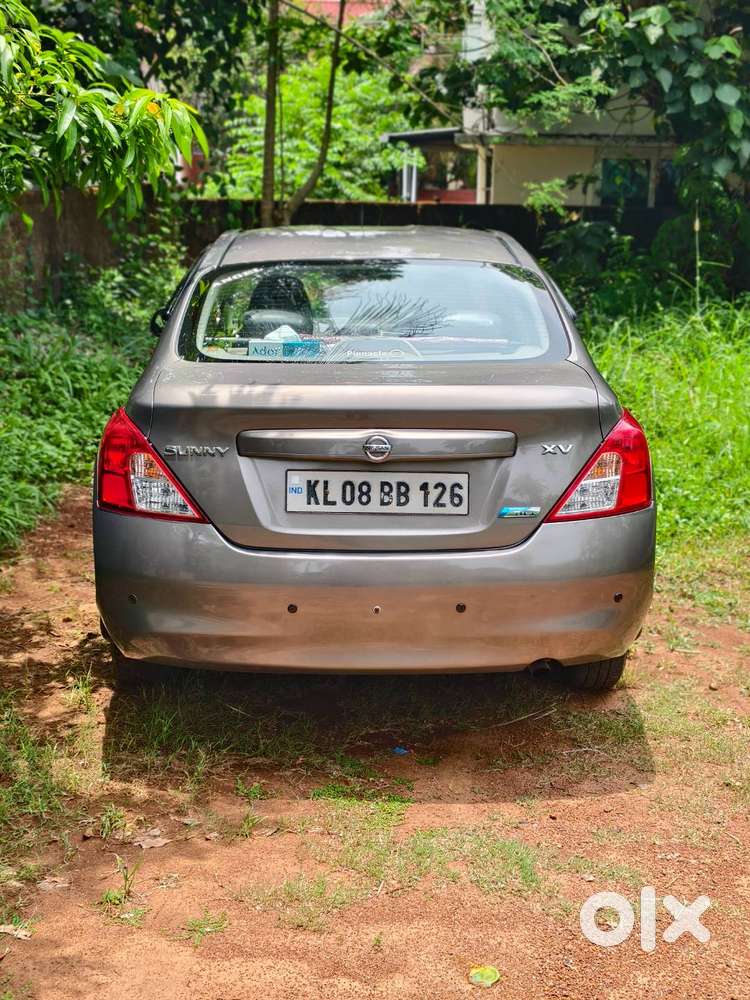 Nissan Sunny Xv 2013 Model