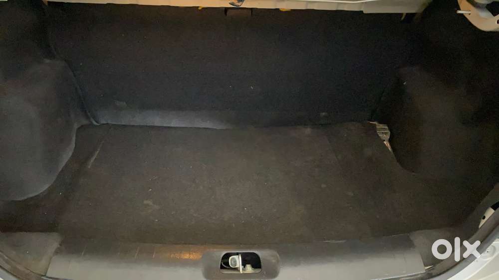 Maruti Suzuki Swift Dzire 1.2 Lxi (o), 2016, Petrol