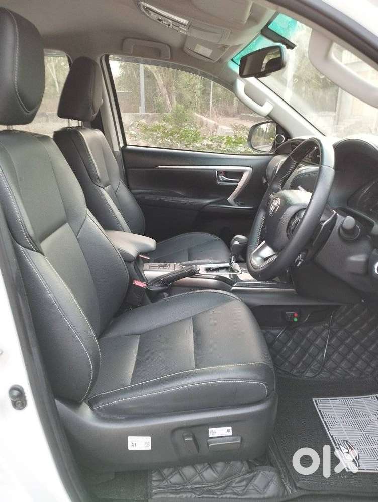 Toyota Fortuner 4x2 At 2.7 Petrol, 2025, Petrol
