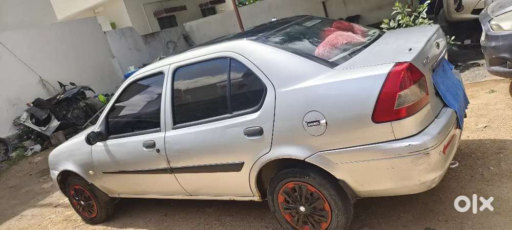 Ford Ikon 1.4 Zxi 2010 Diesel
