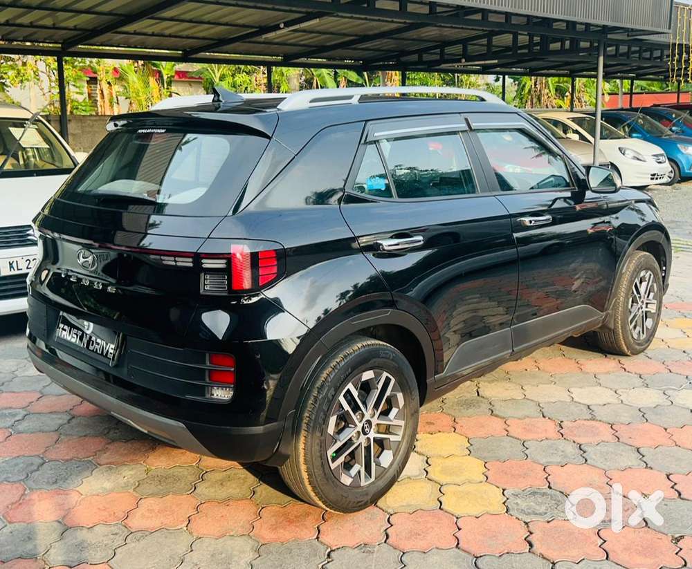 Hyundai Venue Sx (o) Mt 1.5 Diesel, 2022, Diesel