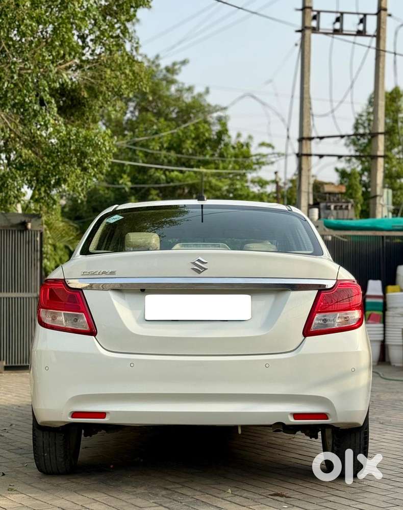 Maruti Suzuki Dzire 1.2 Zxi Cng, 2024, Petrol