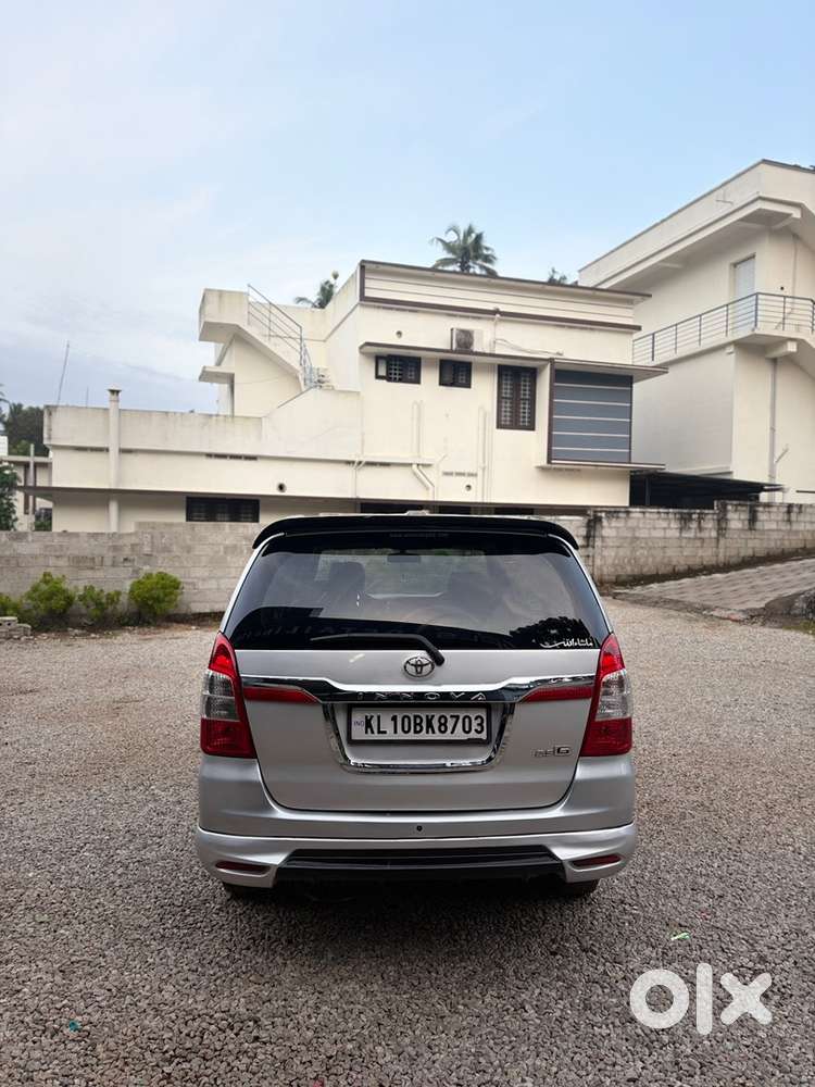 Toyota Innova 2014 196000 Km Driven