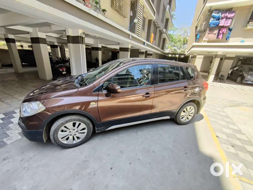 ૪: ટાયર નવા બેટરી નવી