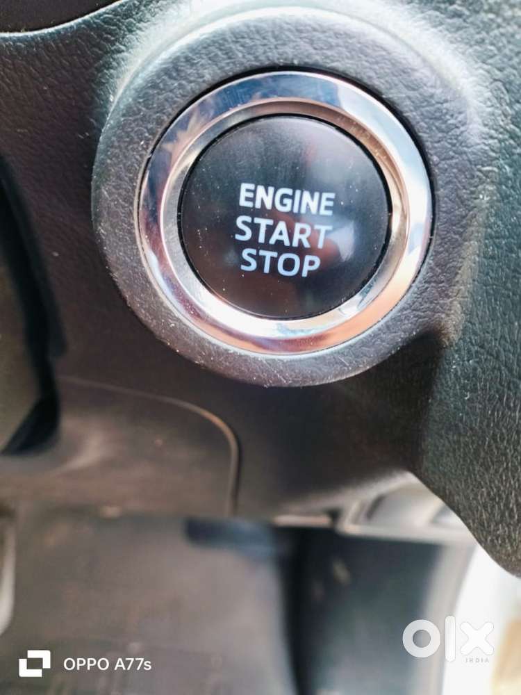 Toyota Innova Crysta 2022 Petrol Automatic 80000 Km