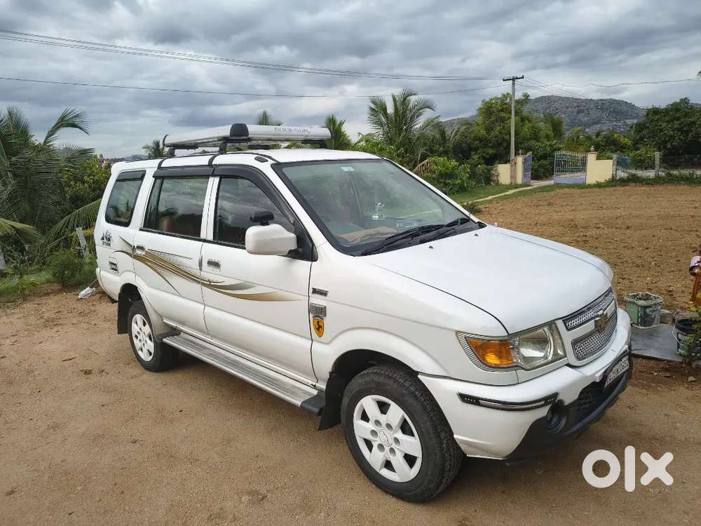 Chevrolet Tavera Neo 2017 Ls B3