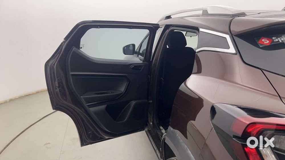 Renault Kiger Rxz, 2022, Petrol