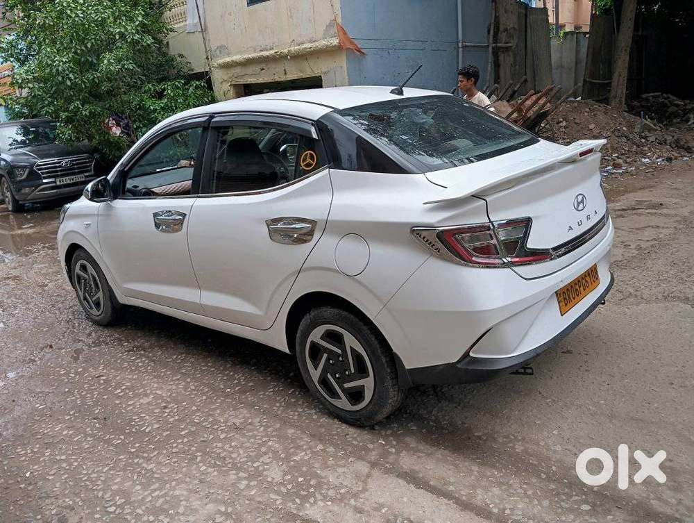 Hyundai Aura 1.2 Sx Cng, 2025, Cng & Hybrids
