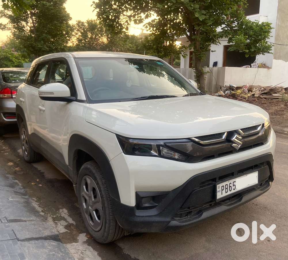 Maruti Brezza Lxi