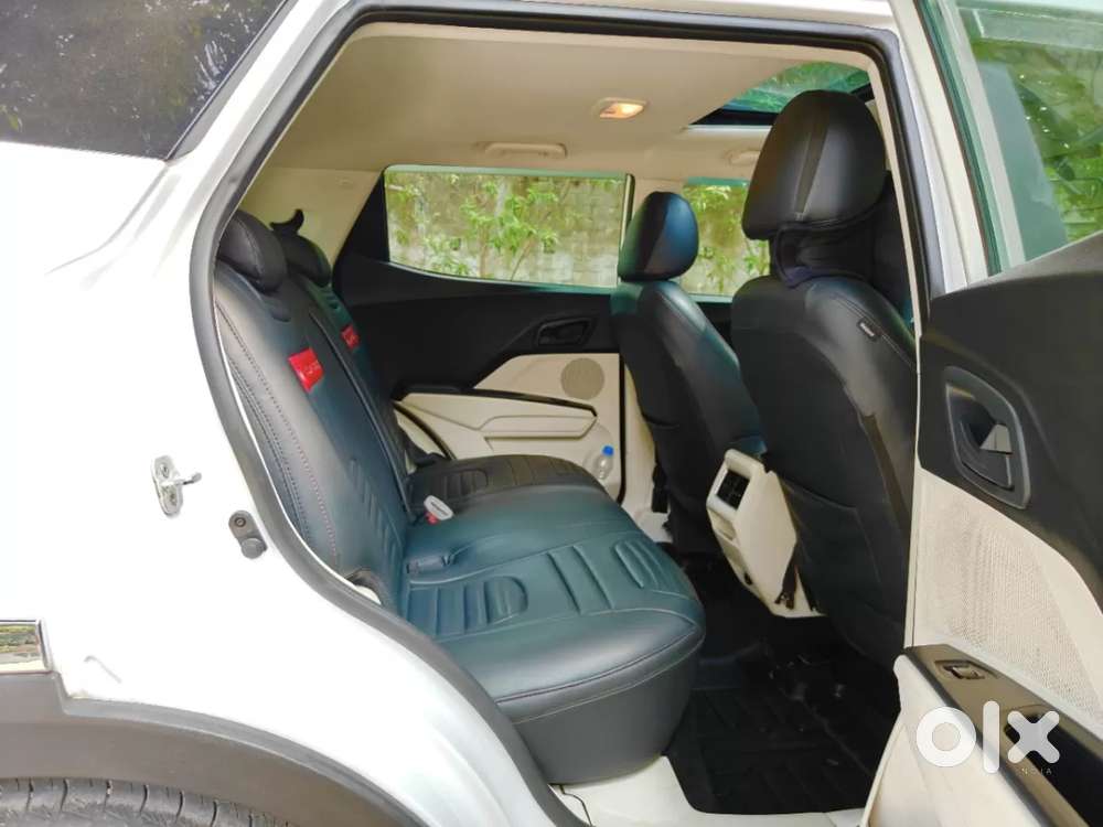 Mahindra Xuv 3xo Mx3, 2024, Diesel