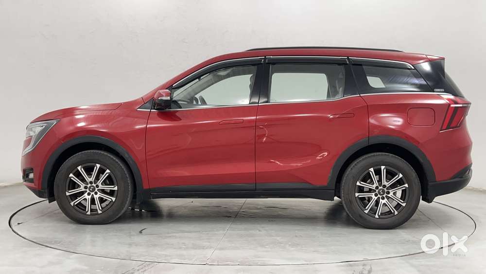 Mahindra Xuv700 2.2 Ax 7 Diesel At Luxury Pack Str, 2022, Diesel