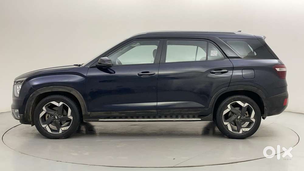 Hyundai Alcazar 2.0 Signature (o) Petrol At 6 Str, 2022, Petrol