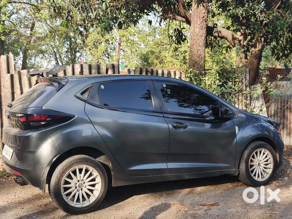 Tata Altroz 2023 Petrol Well Maintained