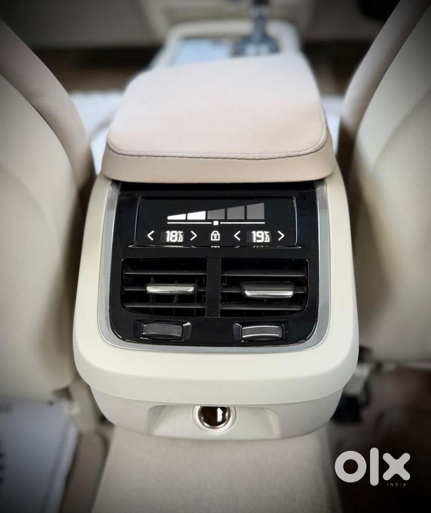 Volvo V 90 Cross Country D5, 2018, Diesel