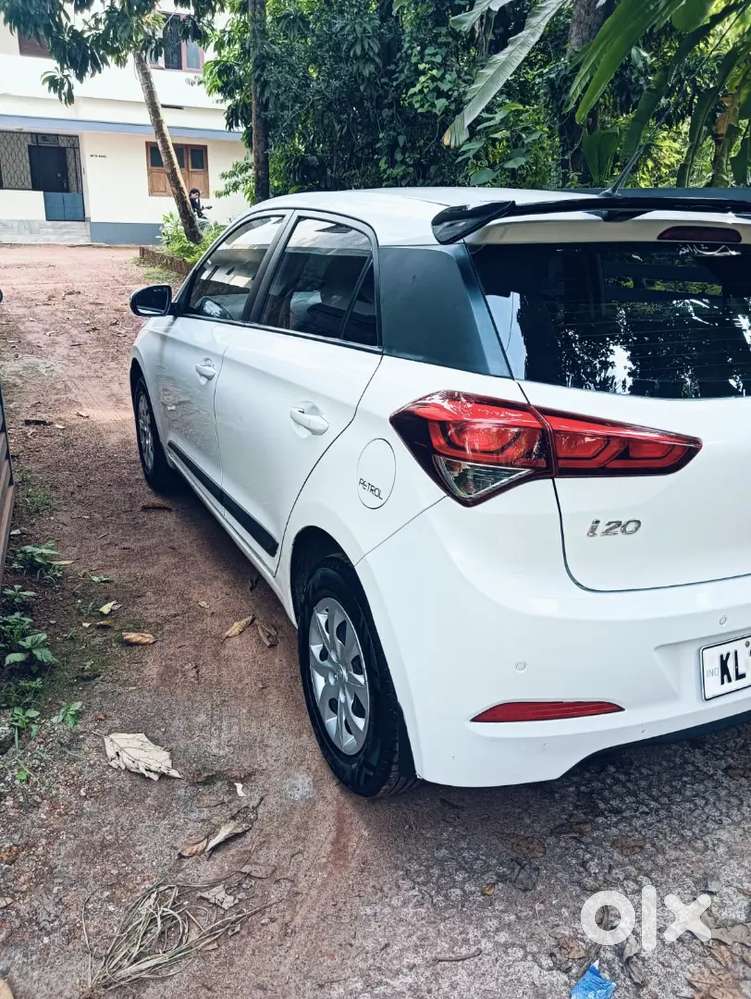 Hyundai I20 Sports Full Option 2015 Year