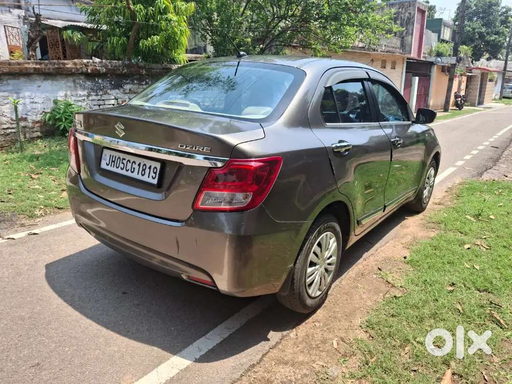 Maruti Suzuki Dzire 2019 Petrol 66500 Km Driven,register -10/12/2018